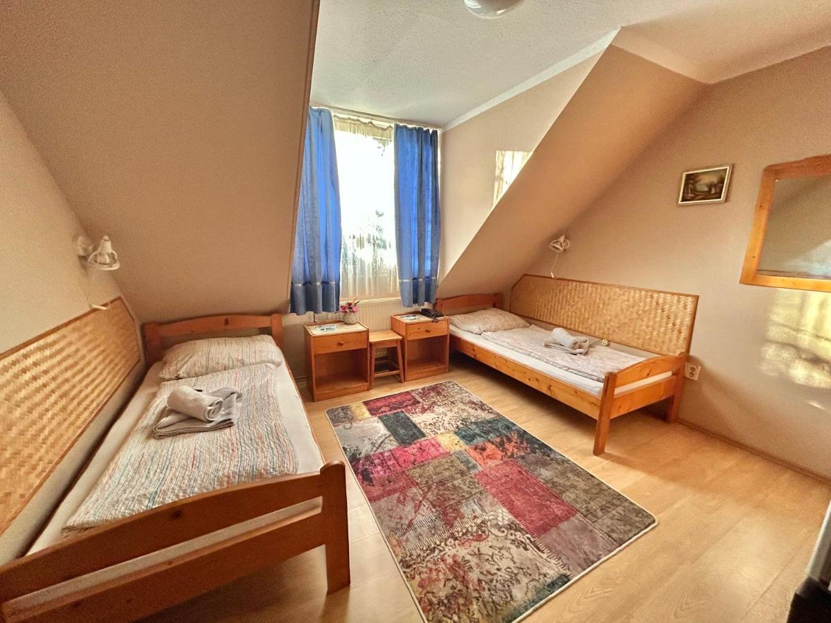 Romantik Camping Es Panzio Bük Zewnętrze zdjęcie