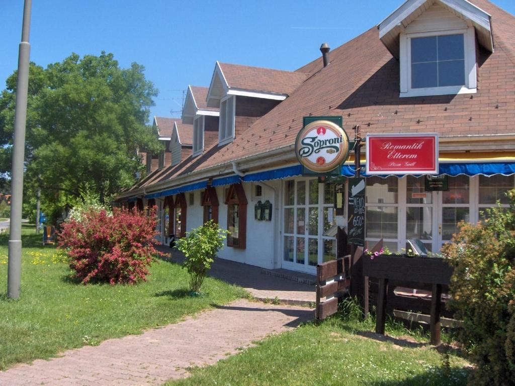 Romantik Camping Es Panzio Bük Zewnętrze zdjęcie